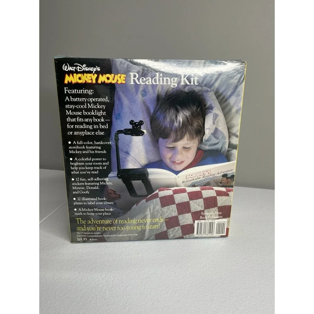 Vtg Walt Disneys Mickey Mouse Reading Kit With Booklight NIB - Picture 4 of 6